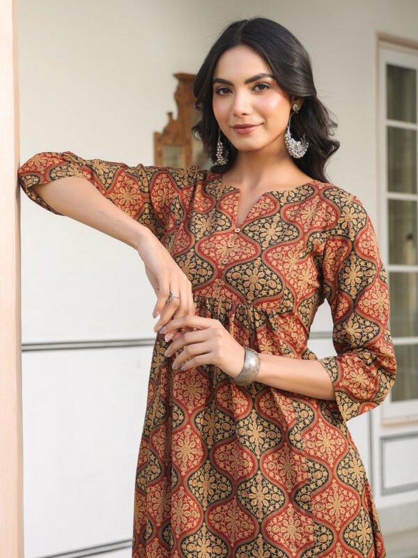 Casual Natural Cotton Set with Ethnic Patterns and Flared Skirt-Pants
