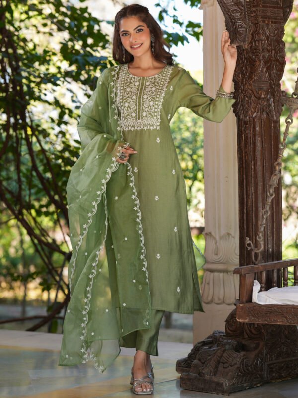 Elegant Sage Green Silk Blend Kurta Set with Intricate Embroidery
